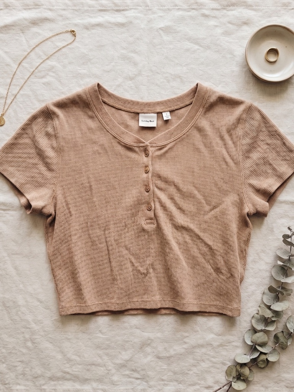 Aritzia Sunday Best Baby Waffle Cropped Short Sleeve Henley Thermal